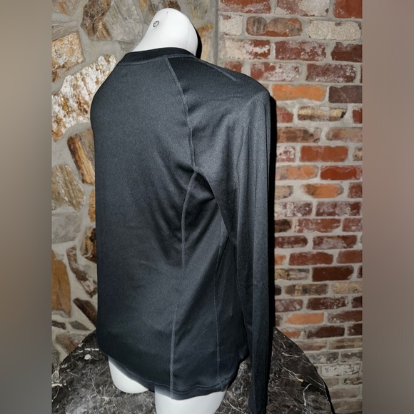 Vital salveo, long sleeve, new with tags, zipper, Womens, large, active wear - Picture 3 of 3